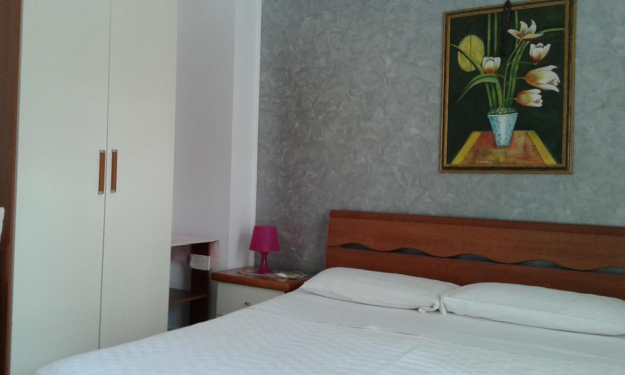 Pensione S. Antonio Ristorante Silvia Furci Siculo Luaran gambar