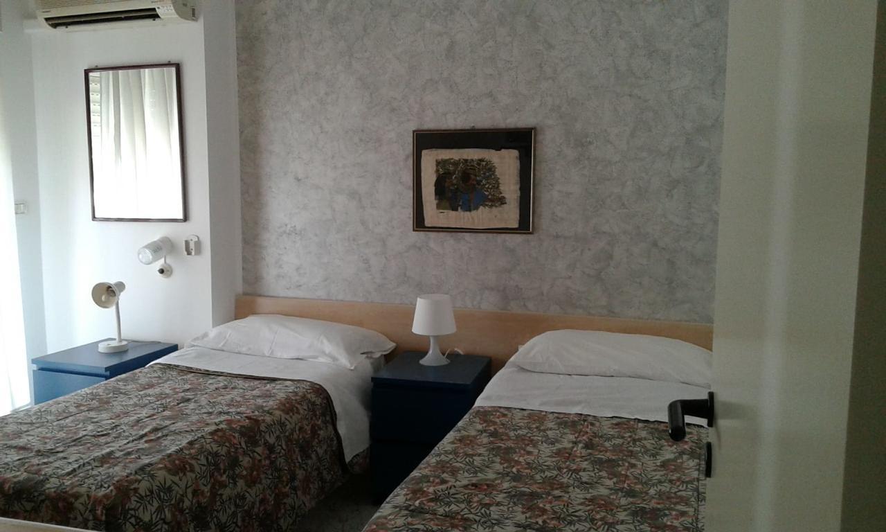 Pensione S. Antonio Ristorante Silvia Furci Siculo Luaran gambar