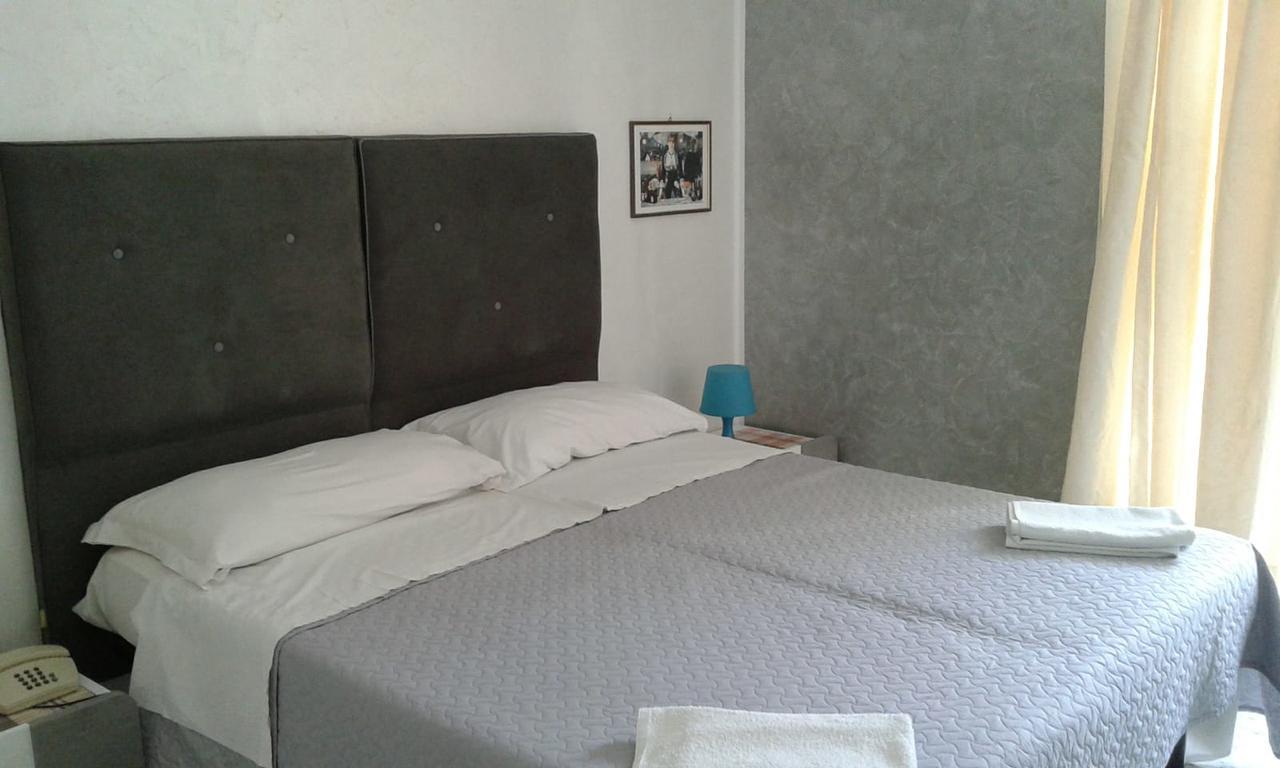 Pensione S. Antonio Ristorante Silvia Furci Siculo Luaran gambar